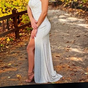 Privida Long Sequin dress